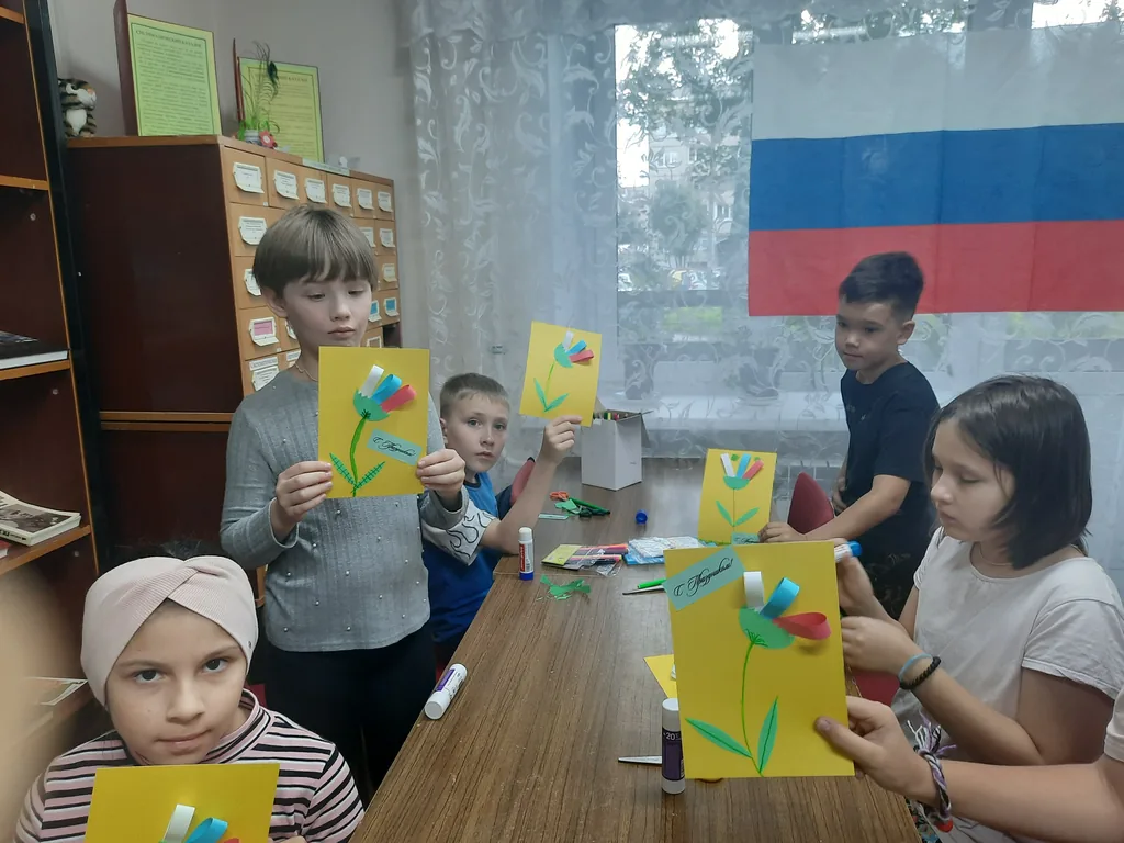 Мастер-класс «Цветок-триколор»