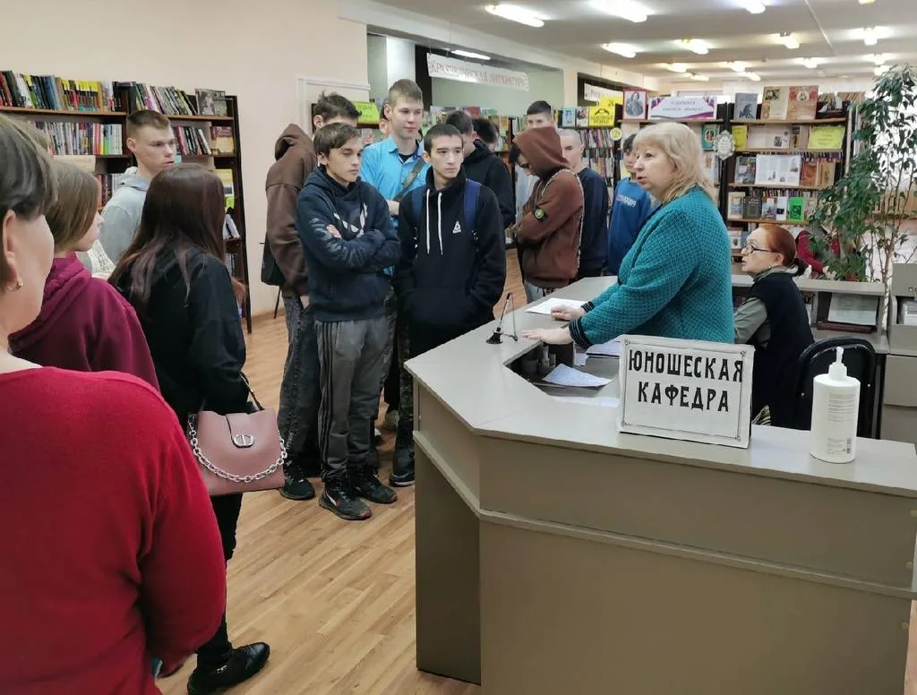 Каждому человеку путь открыт в библиотеку