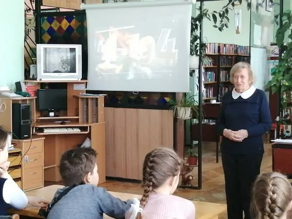 Урок-репортаж «Слезы и радость победы»