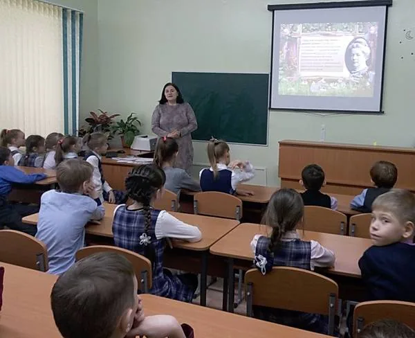 Литературный урок "По сказочной стране на гусином крыле"